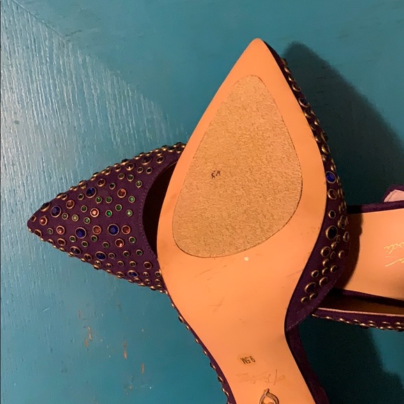 Studded Heels - Picture 3 of 4